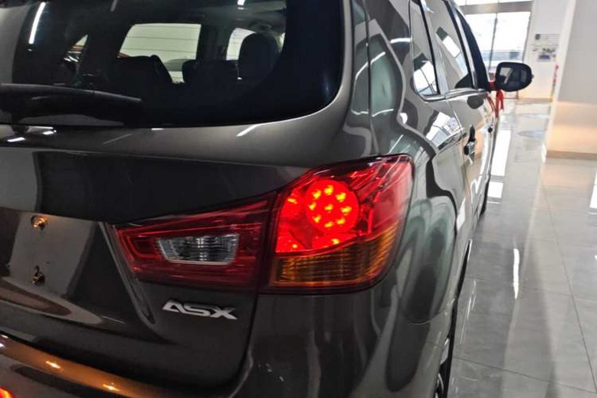 Used Mitsubishi ASX 2018 2.0L CVT Two-Wheel Drive Deluxe Edition Right Rear Taillight