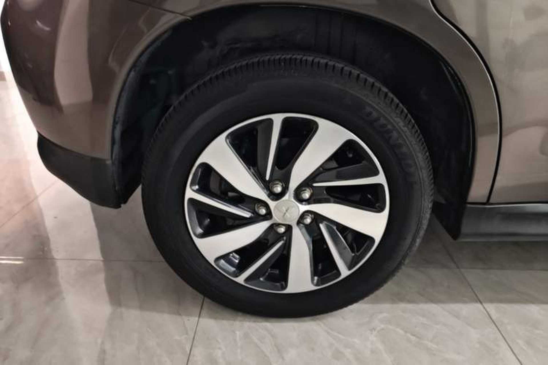 Used Mitsubishi ASX 2018 2.0L CVT Two-Wheel Drive Deluxe Edition Right Rear Wheel Hub
