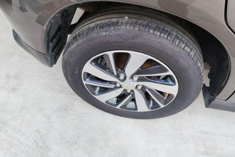 Used Mitsubishi ASX 2018 2.0L CVT Two-Wheel Drive Deluxe Edition Right Rear Wheel Hub