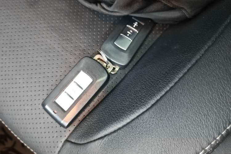 Used Mitsubishi ASX 2018 2.0L CVT Two-Wheel Drive Deluxe Edition Vehicle Key