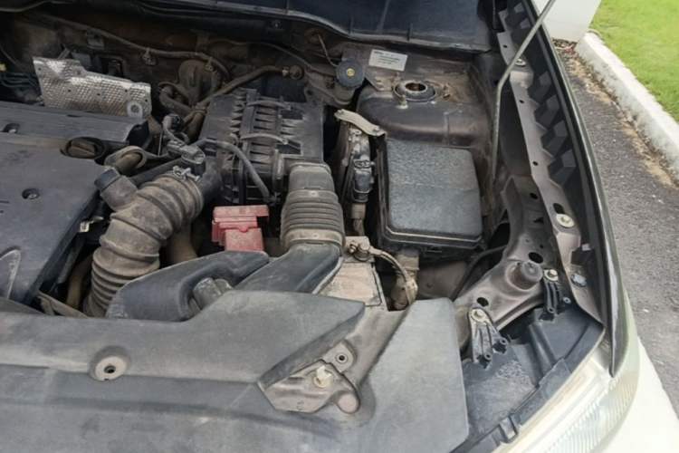 Used Mitsubishi ASX 2018 2.0L CVT Two-Wheel Drive Deluxe Edition Engine Bay Left