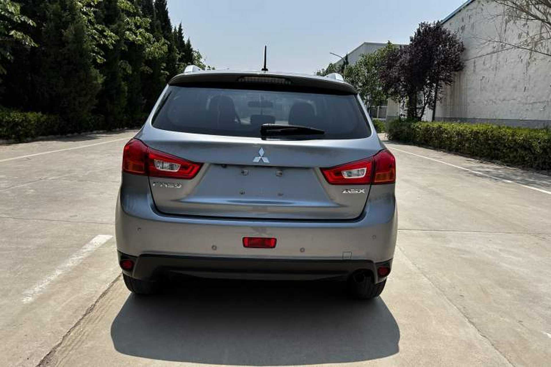 Used Mitsubishi ASX 2018 2.0L CVT Two-Wheel Drive Deluxe Edition Exterior 4
