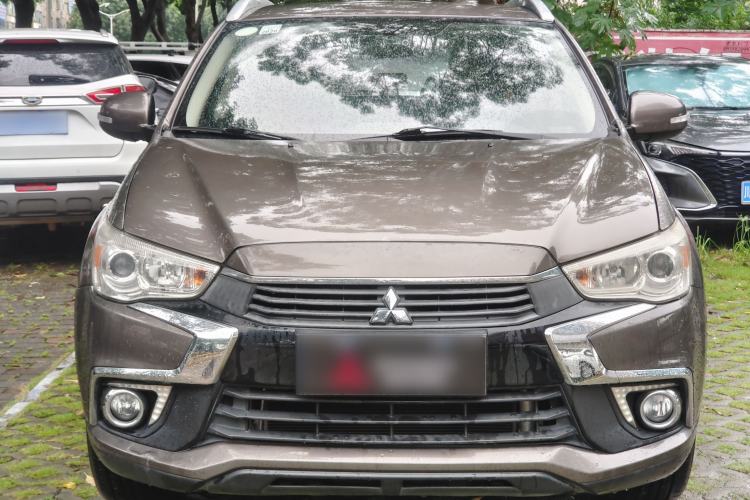 Used Mitsubishi ASX 2018 2.0L CVT Two-Wheel Drive Deluxe Edition Exterior 4