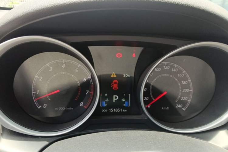 Used Mitsubishi ASX 2018 2.0L CVT Two-Wheel Drive Deluxe Edition Instrument Cluster