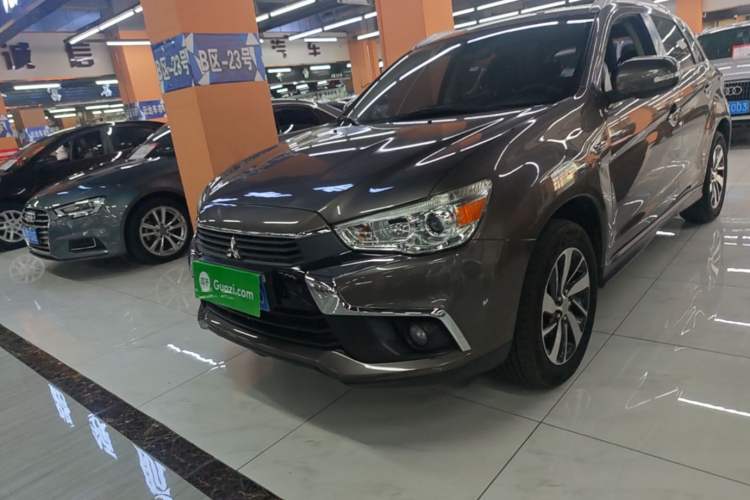 Used Mitsubishi ASX 2018 2.0L CVT Two-Wheel Drive Deluxe Edition Left Front Headlight