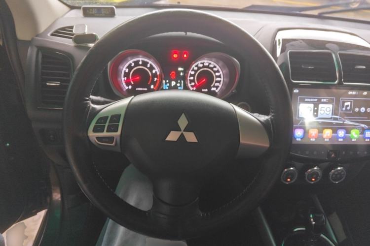 Used Mitsubishi ASX 2018 2.0L CVT Two-Wheel Drive Deluxe Edition Steering Wheel