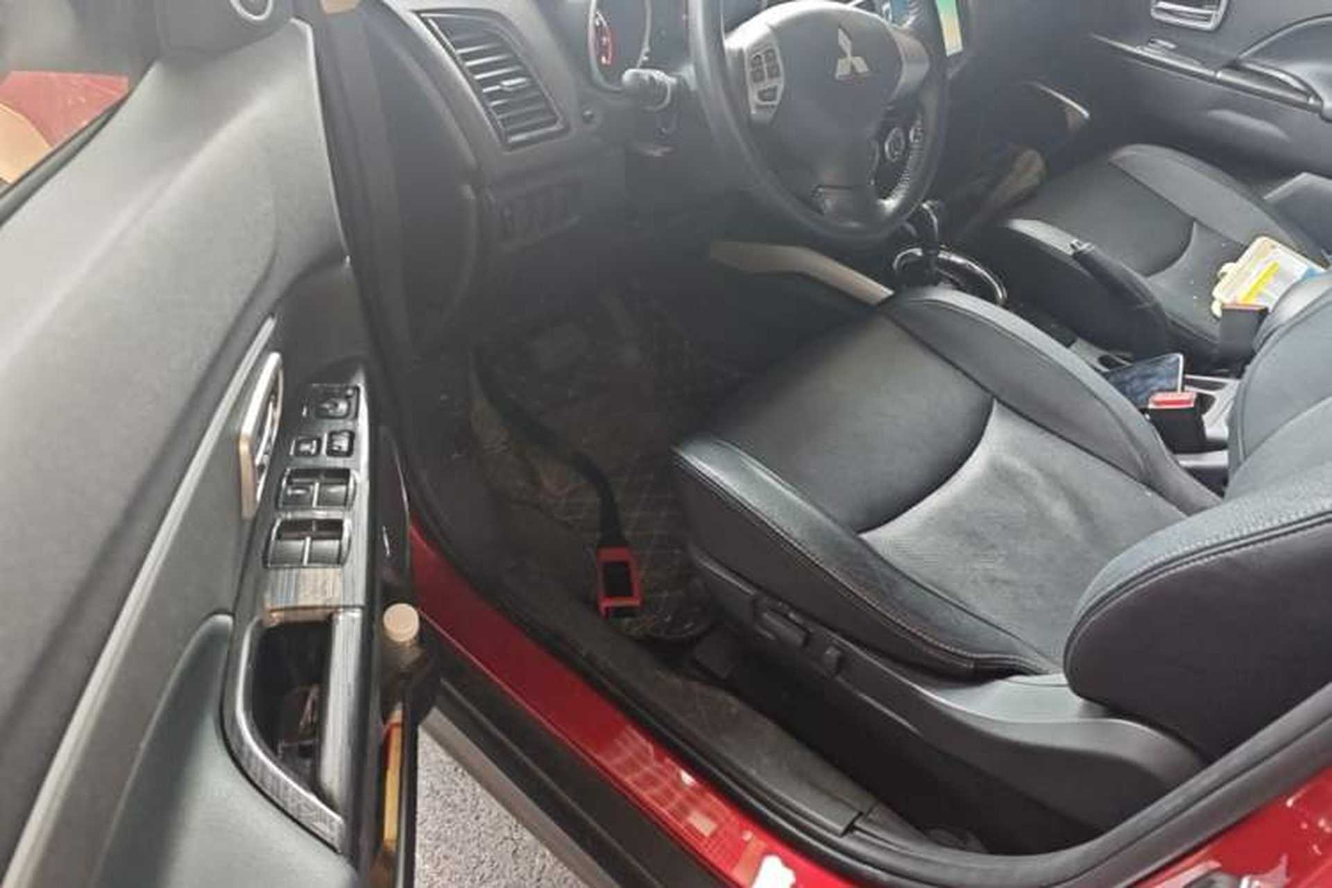 Used Mitsubishi ASX 2018 2.0L CVT Two-Wheel Drive Deluxe Edition Driver Seat