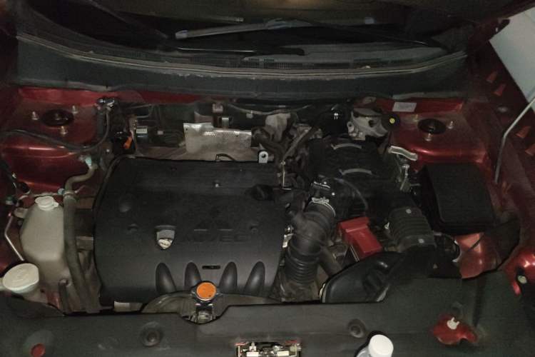 Used Mitsubishi ASX 2018 2.0L CVT Two-Wheel Drive Deluxe Edition Engine Bay