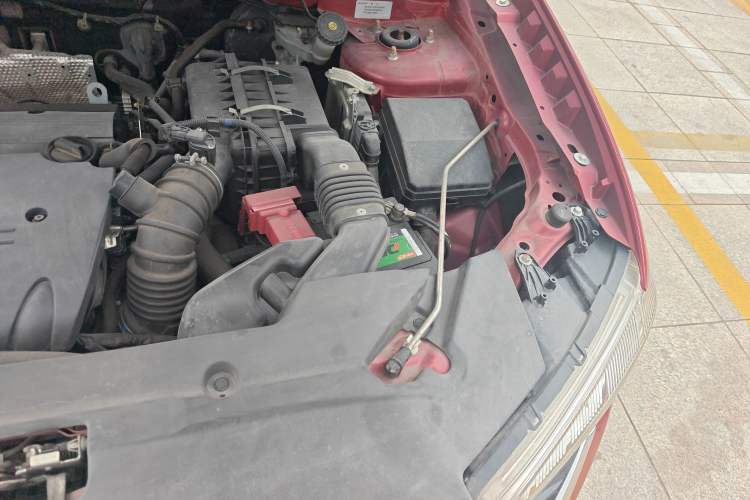 Used Mitsubishi ASX 2018 2.0L CVT Two-Wheel Drive Deluxe Edition Engine Bay Left