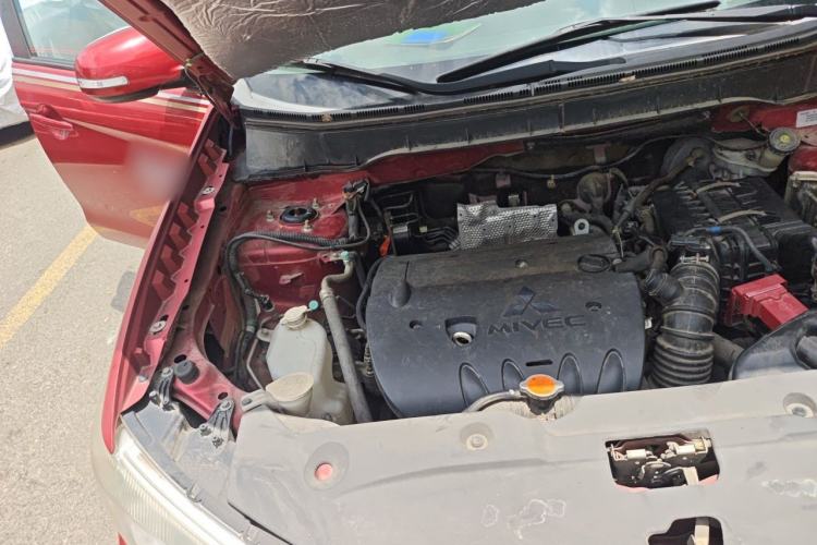 Used Mitsubishi ASX 2018 2.0L CVT Two-Wheel Drive Deluxe Edition Engine Bay Right