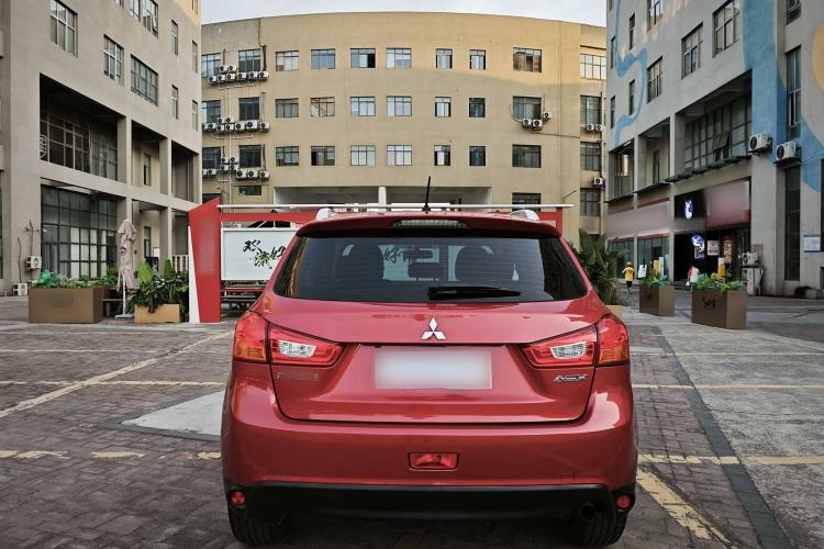 Used Mitsubishi ASX 2018 2.0L CVT Two-Wheel Drive Elite Edition Exterior 6