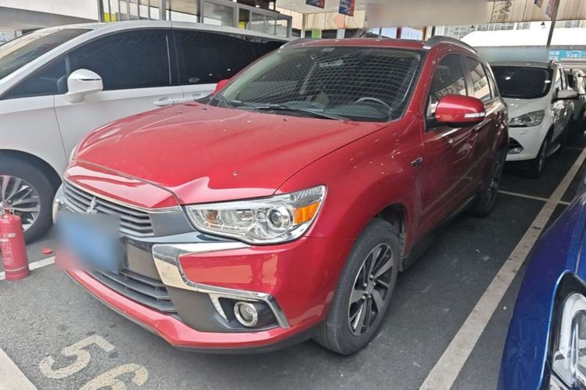 Used Mitsubishi ASX 2018 2.0L CVT Two-Wheel Drive Deluxe Edition Front Left 45 Deg