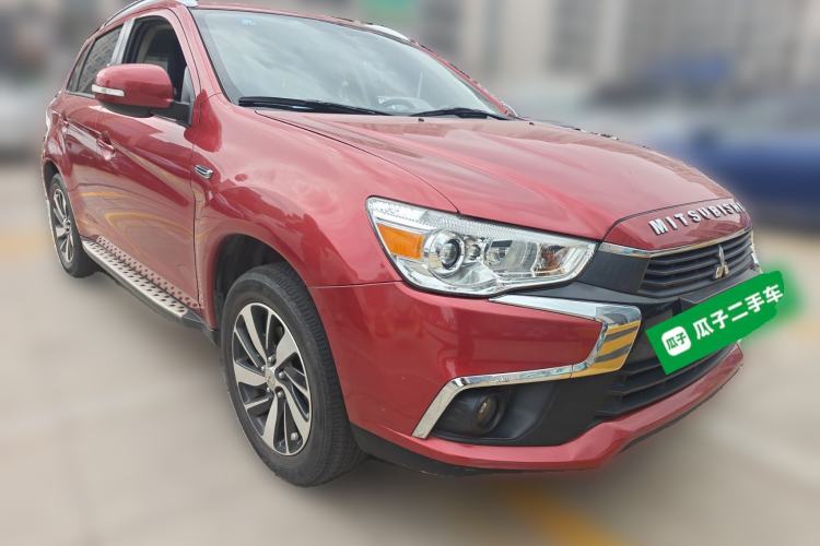 Used Mitsubishi ASX 2018 2.0L CVT Two-Wheel Drive Deluxe Edition Front Right 45 Deg