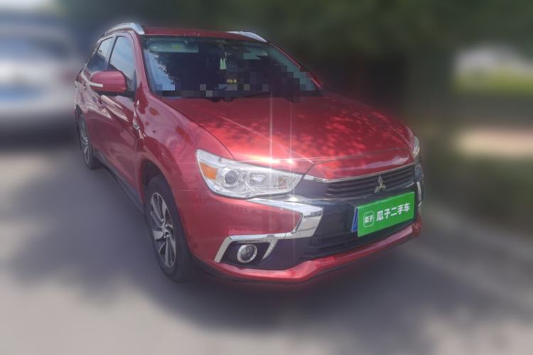 Used Mitsubishi ASX 2018 2.0L CVT Two-Wheel Drive Deluxe Edition Front Right 45 Deg