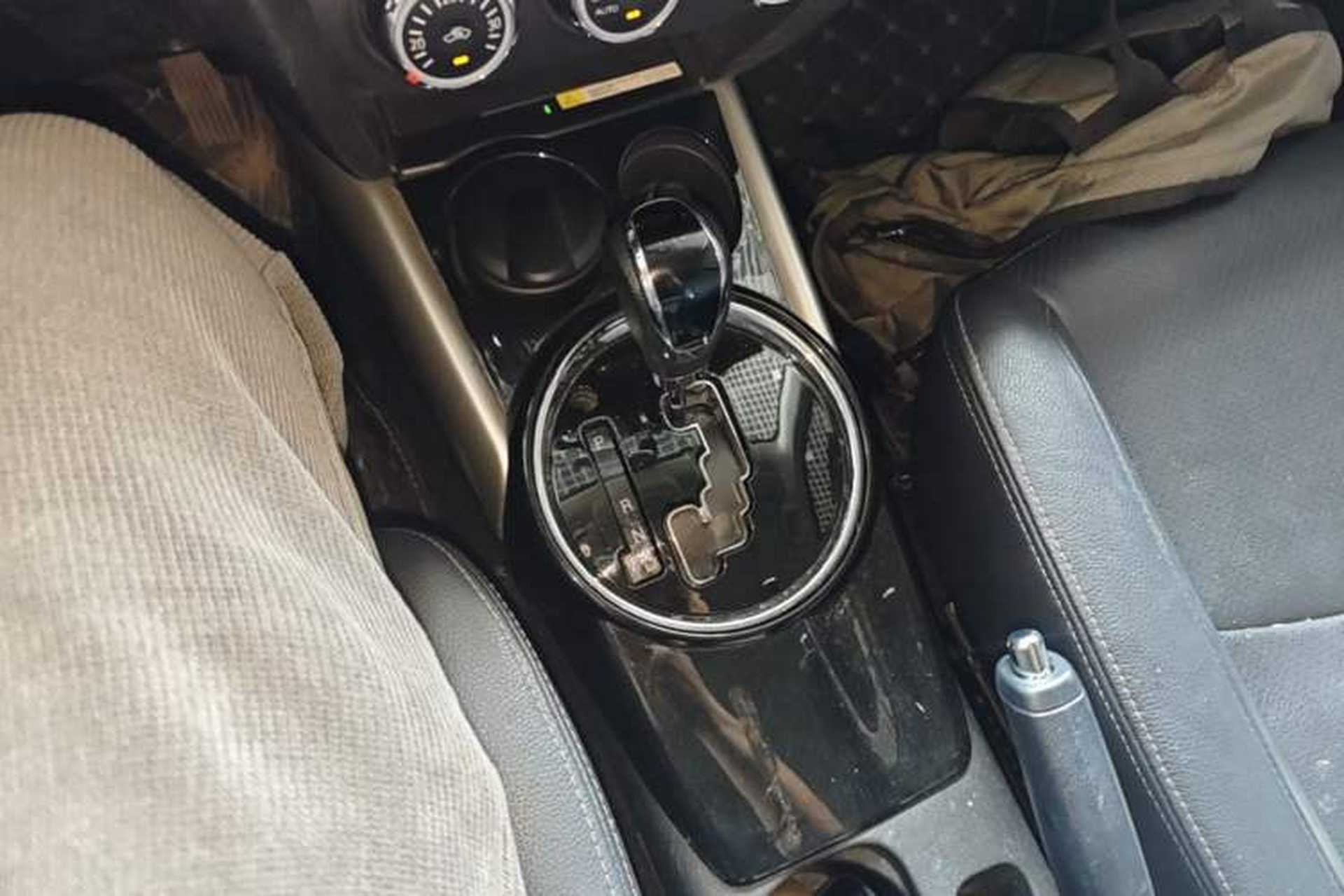 Used Mitsubishi ASX 2018 2.0L CVT Two-Wheel Drive Deluxe Edition Gear Lever