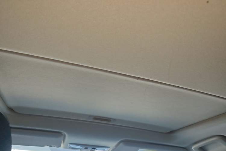 Used Mitsubishi ASX 2018 2.0L CVT Two-Wheel Drive Deluxe Edition Headliner