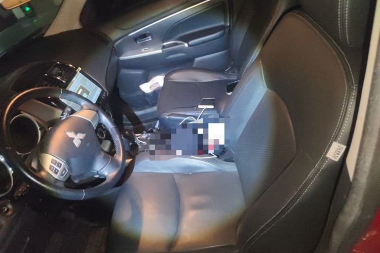 Used Mitsubishi ASX 2018 2.0L CVT Two-Wheel Drive Deluxe Edition Left Front Seat