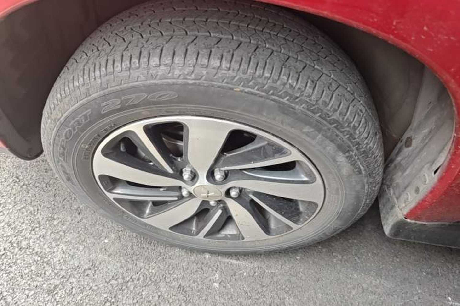 Used Mitsubishi ASX 2018 2.0L CVT Two-Wheel Drive Deluxe Edition Left Front Wheel Hub