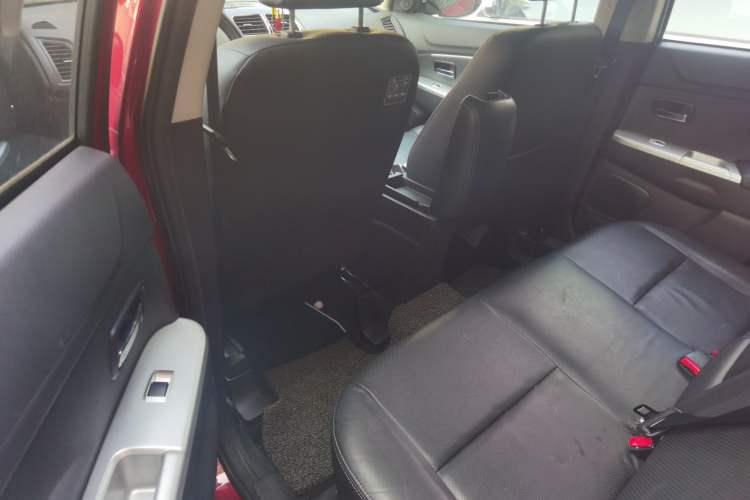 Used Mitsubishi ASX 2018 2.0L CVT Two-Wheel Drive Deluxe Edition Left Rear Seat