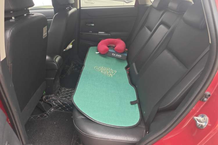 Used Mitsubishi ASX 2018 2.0L CVT Two-Wheel Drive Deluxe Edition Left Rear Seat