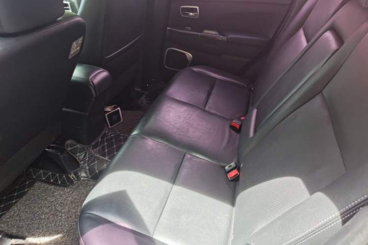 Used Mitsubishi ASX 2018 2.0L CVT Two-Wheel Drive Deluxe Edition Left Rear Seat