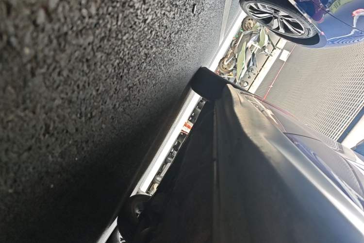 Used Mitsubishi ASX 2018 2.0L CVT Two-Wheel Drive Deluxe Edition Left Side Sill
