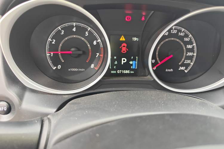 Used Mitsubishi ASX 2018 2.0L CVT Two-Wheel Drive Deluxe Edition Odometer Close Up