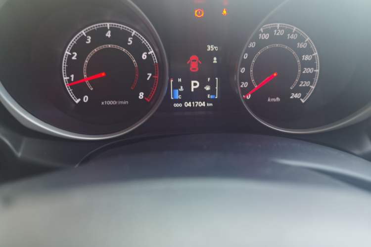 Used Mitsubishi ASX 2018 2.0L CVT Two-Wheel Drive Deluxe Edition Odometer Close Up