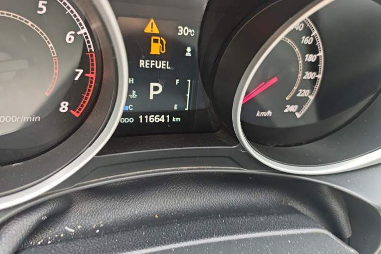 Used Mitsubishi ASX 2018 2.0L CVT Two-Wheel Drive Deluxe Edition Odometer Close Up