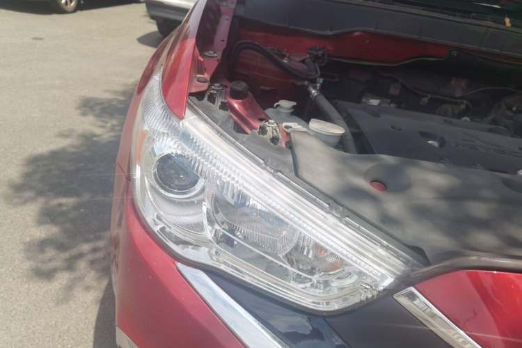 Used Mitsubishi ASX 2018 2.0L CVT Two-Wheel Drive Deluxe Edition Right Front Headlight
