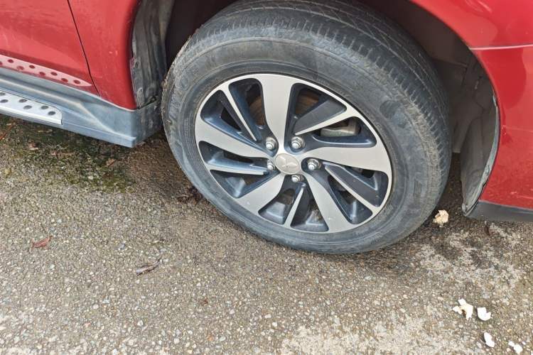 Used Mitsubishi ASX 2018 2.0L CVT Two-Wheel Drive Deluxe Edition Right Front Wheel Hub