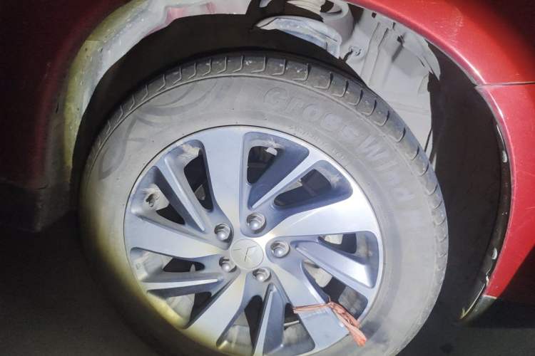 Used Mitsubishi ASX 2018 2.0L CVT Two-Wheel Drive Deluxe Edition Right Front Wheel Hub