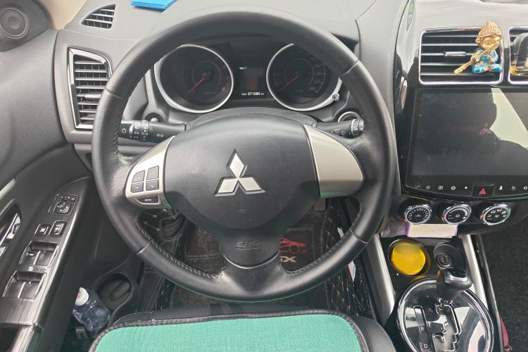 Used Mitsubishi ASX 2018 2.0L CVT Two-Wheel Drive Deluxe Edition Steering Wheel