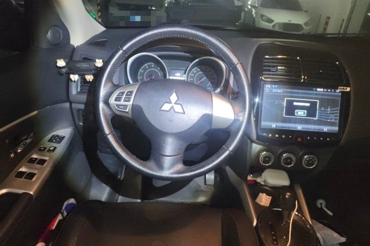 Used Mitsubishi ASX 2018 2.0L CVT Two-Wheel Drive Deluxe Edition Steering Wheel