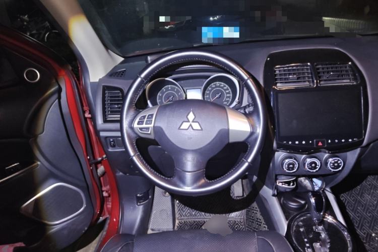 Used Mitsubishi ASX 2018 2.0L CVT Two-Wheel Drive Deluxe Edition Steering Wheel