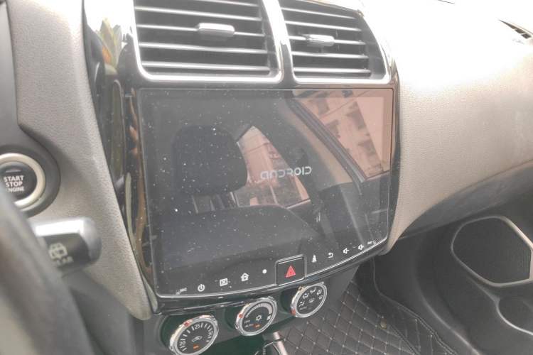 Used Mitsubishi ASX 2018 2.0L CVT Two-Wheel Drive Deluxe Edition Audio And AC Panel