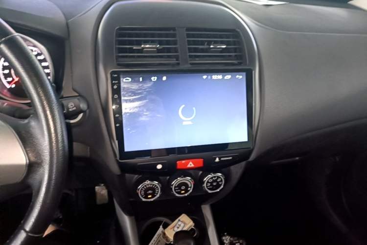 Used Mitsubishi ASX 2018 2.0L CVT Two-Wheel Drive Deluxe Edition Audio And AC Panel