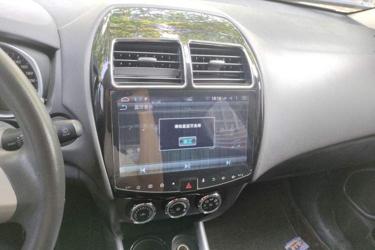Used Mitsubishi ASX 2018 2.0L CVT Two-Wheel Drive Elite Edition Audio And AC Panel