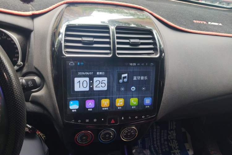 Used Mitsubishi ASX 2018 1.6L Manual Two-Wheel Drive Dynamic Edition Audio And AC Panel