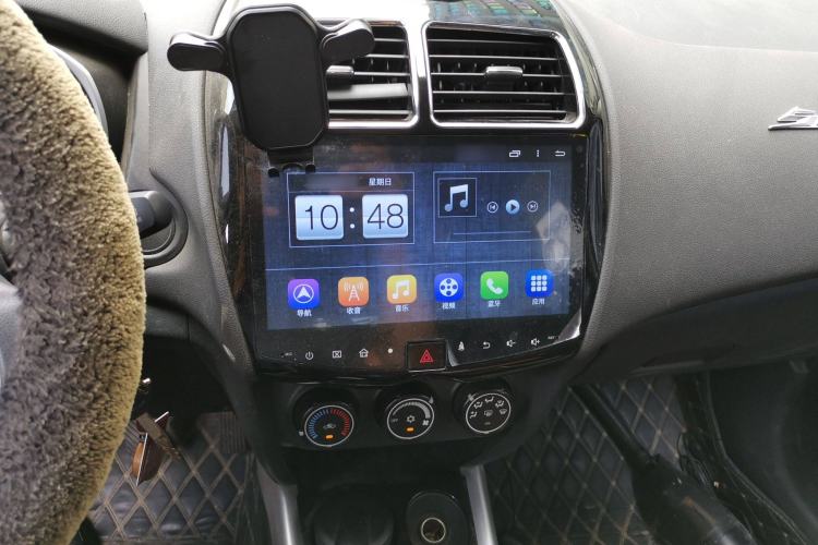 Used Mitsubishi ASX 2018 1.6L Manual Two-Wheel Drive Fashion Edition Audio And AC Panel