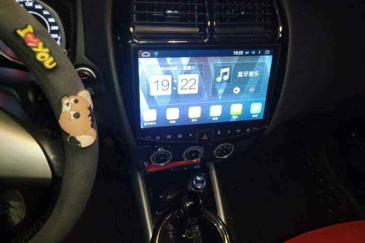 Used Mitsubishi ASX 2018 2.0L CVT Two-Wheel Drive Deluxe Edition Audio And AC Panel