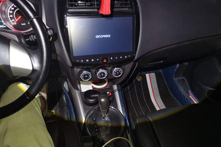 Used Mitsubishi ASX 2018 2.0L CVT Two-Wheel Drive Deluxe Edition Audio And AC Panel