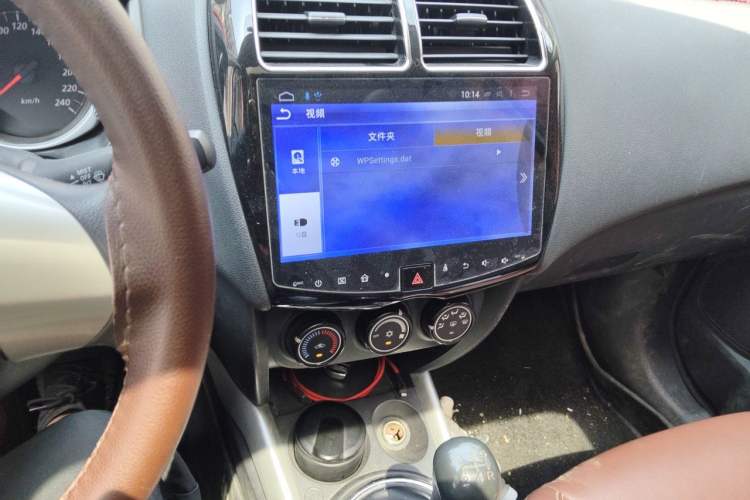 Used Mitsubishi ASX 2018 1.6L Manual Two-Wheel Drive Fashion Edition Audio And AC Panel