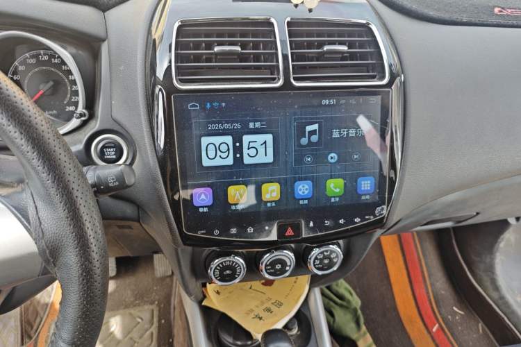 Used Mitsubishi ASX 2018 2.0L CVT Two-Wheel Drive Deluxe Edition Audio And AC Panel