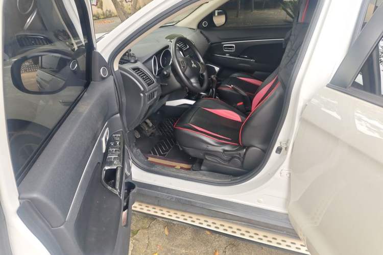 Used Mitsubishi ASX 2018 1.6L Manual Two-Wheel Drive Fashion Edition Driver Seat