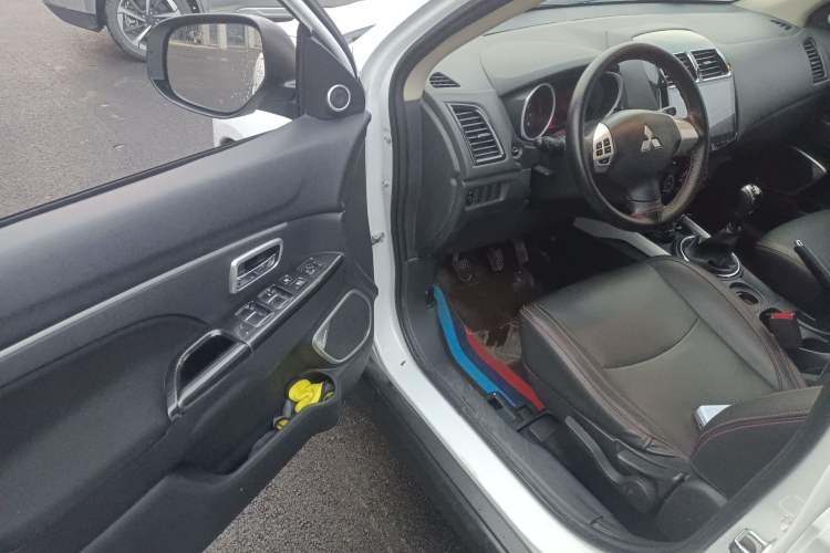 Used Mitsubishi ASX 2018 1.6L Manual Two-Wheel Drive Dynamic Edition Driver Seat