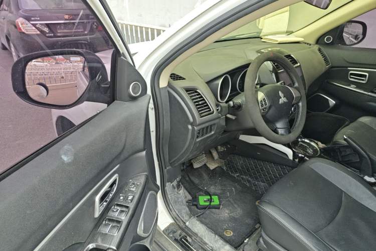 Used Mitsubishi ASX 2018 2.0L CVT Two-Wheel Drive Deluxe Edition Driver Seat