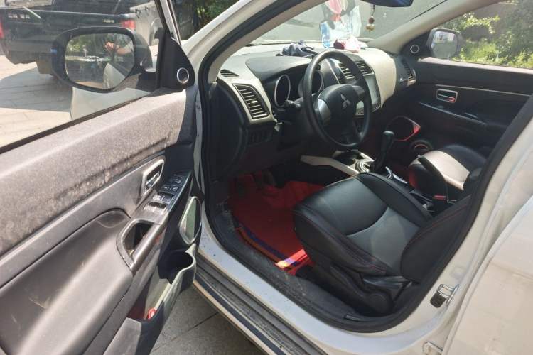 Used Mitsubishi ASX 2018 1.6L Manual Two-Wheel Drive Dynamic Edition Driver Seat