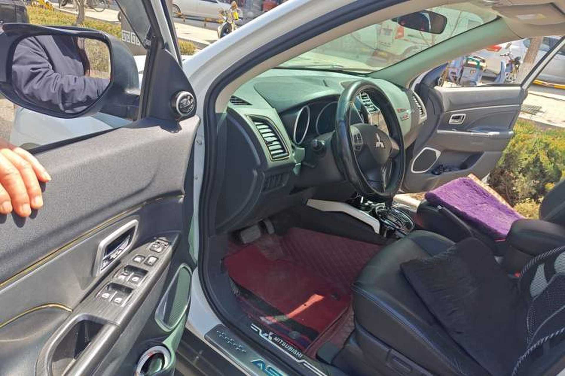 Used Mitsubishi ASX 2018 2.0L CVT Two-Wheel Drive Deluxe Edition Driver Seat