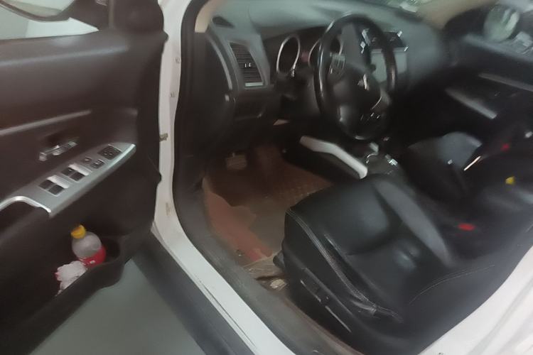 Used Mitsubishi ASX 2018 2.0L CVT Two-Wheel Drive Smart Orange Edition Driver Seat